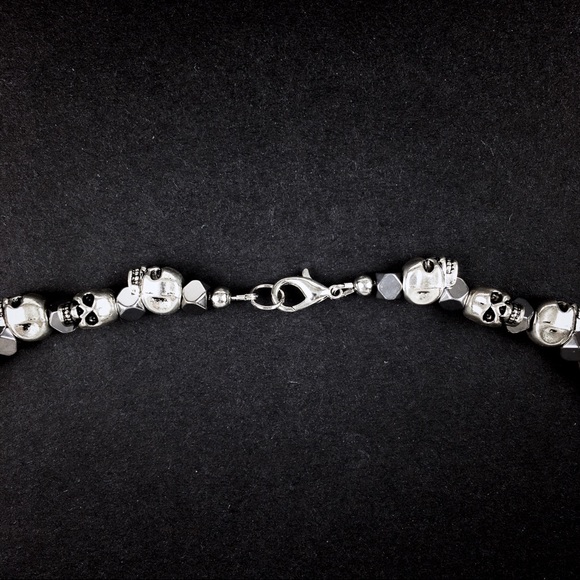 24” Silver Skull & Hematite Beaded Necklace Chain - Picture 5 of 5